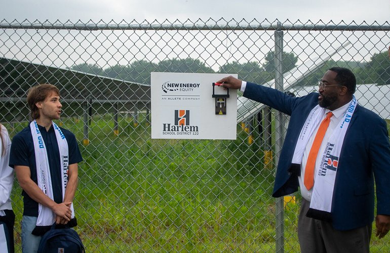new-energy-equity-community-solar-project-funds-scholarship-program