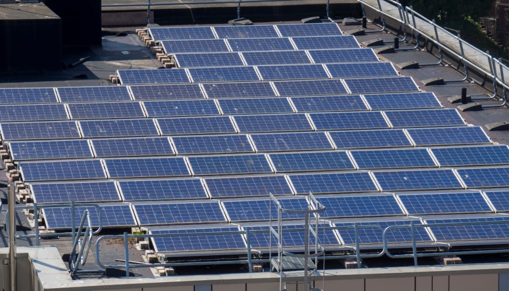 solar-becomes-eu’s-largest-power-source-for-first-time-in-june