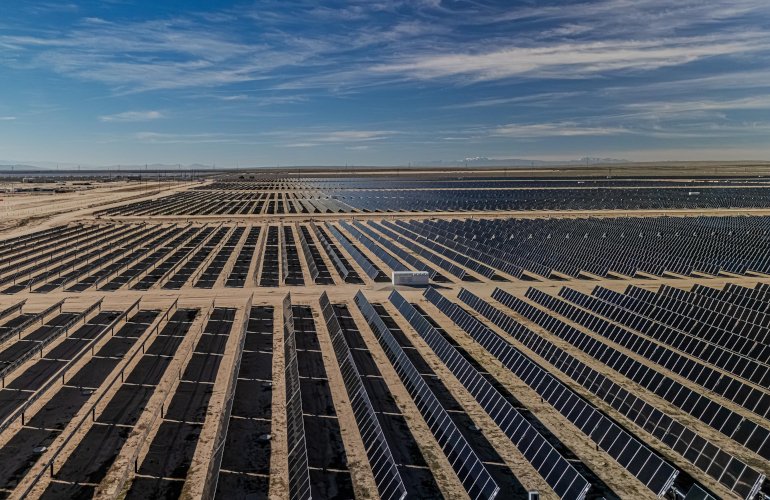 terra-gen-brings-online-final-phase-of-365-mw-lockhart-solar-project