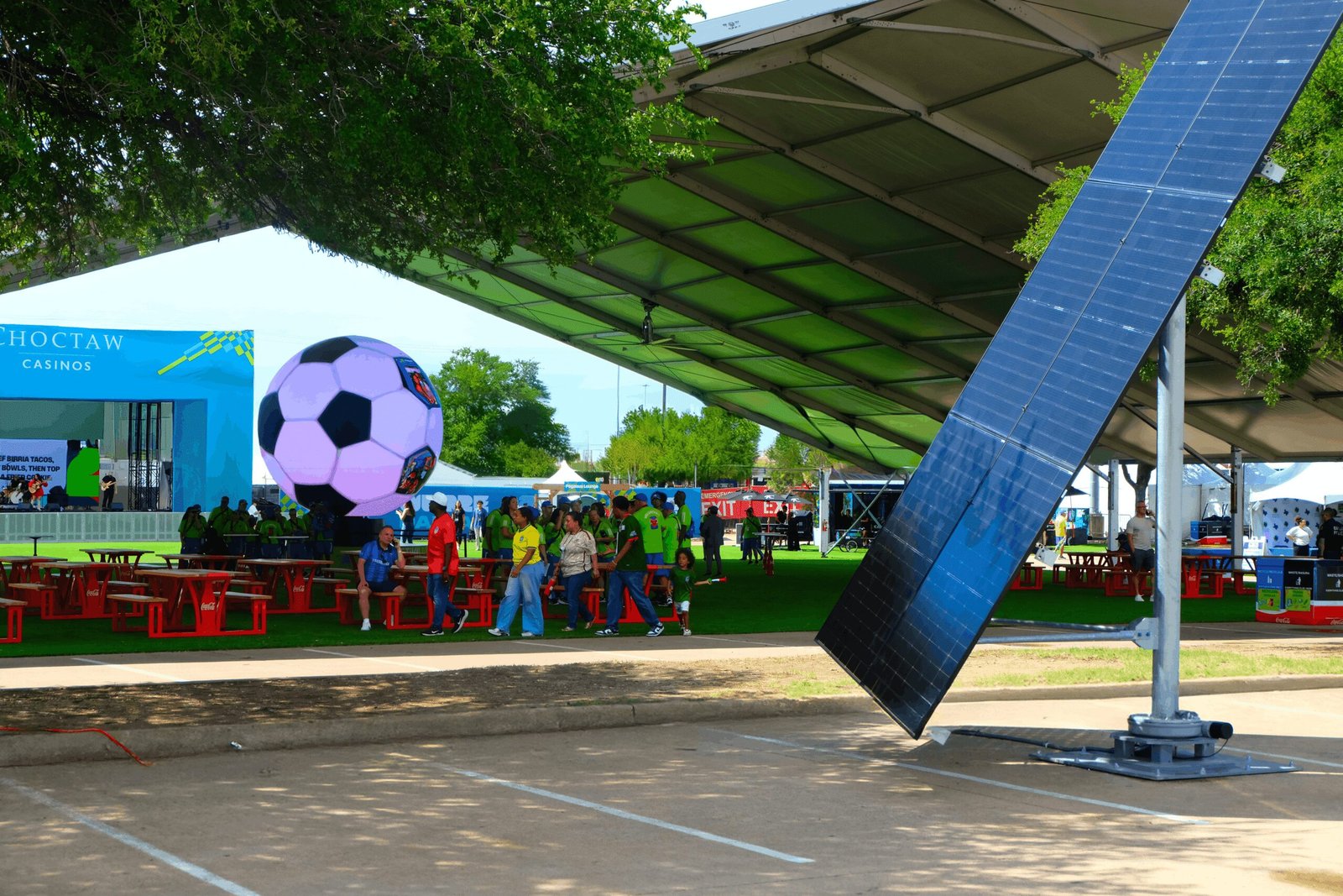 janta-power-brings-rapidly-deployable-clean-energy-to-fan-festivals-and-beyond