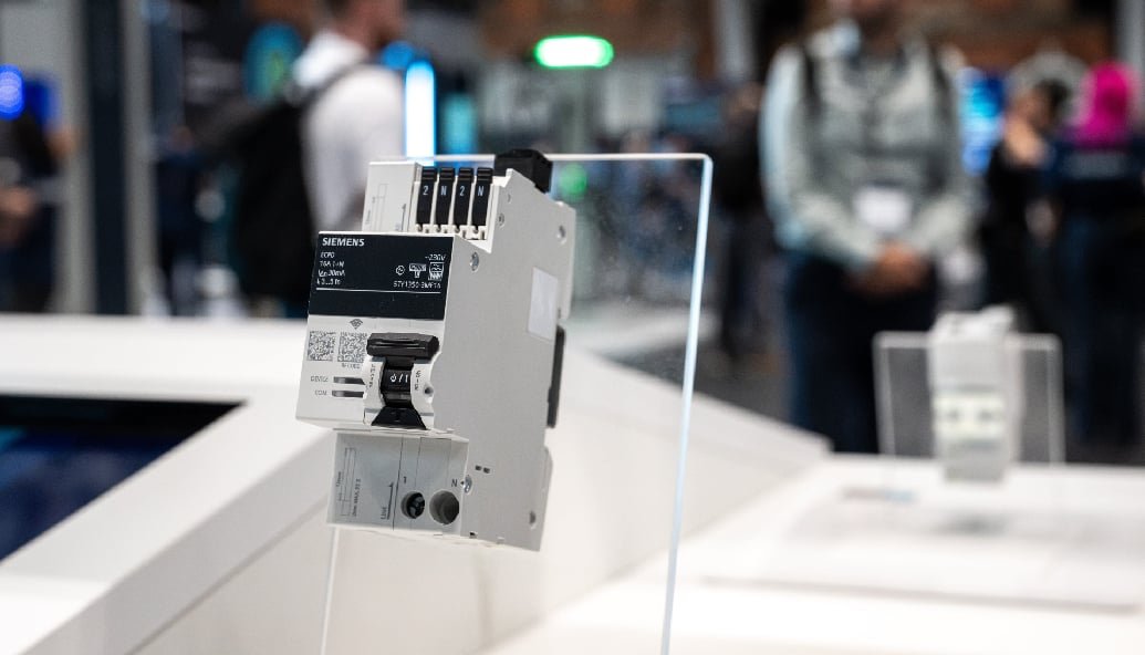 siemens-launches-ultra-fast-circuit-protection-device-in-the-uk