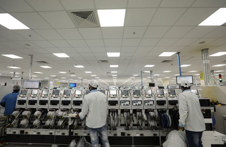 fcc-bans-new-foreign-inverter-imports