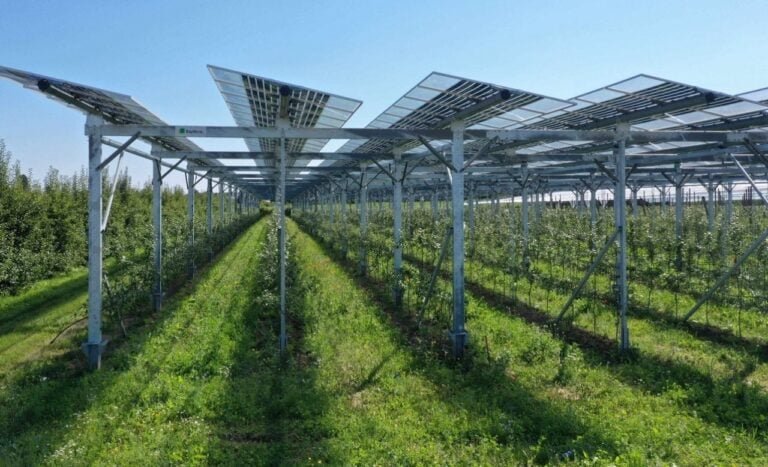 spanish-government-awards-e360-million-for-co-located-battery-storage-projects
