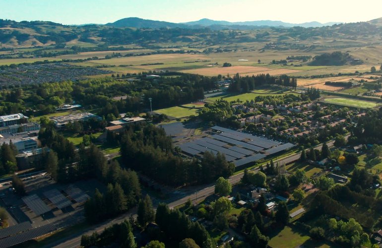 sonoma-state-university-powers-on-solar-carports-and-battery-storage