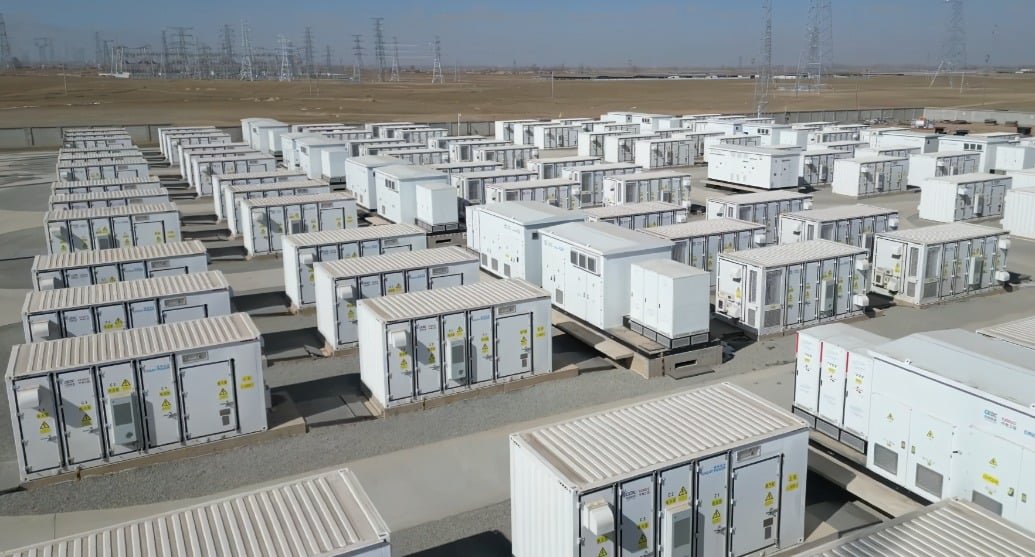 china-dominates-battery-storage-growth