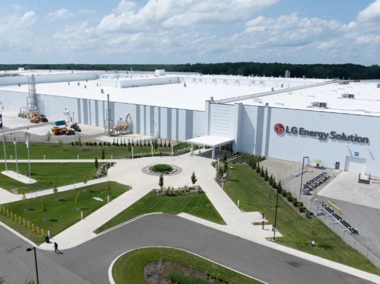 lg-energy-solution-begins-lfp-and-nmc-bess-and-ev-cell-production-at-michigan-factory