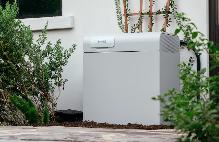 base-power-begins-manufacturing-39.2-kwh-residential-battery-in-texas