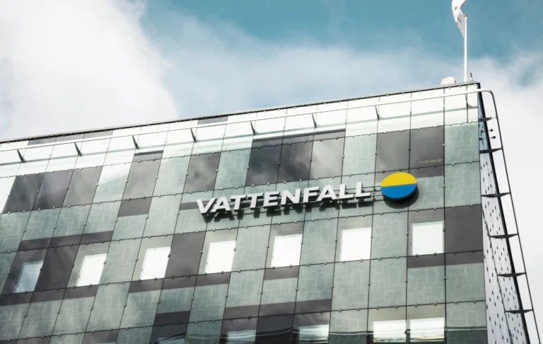 return-secures-financial-close,-vattenfall-toll-for-800mwh-dutch-battery