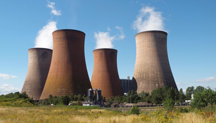 ‘100%-renewable’-tariffs-can-be-powered-by-fossil-fuels,-new-data-shows