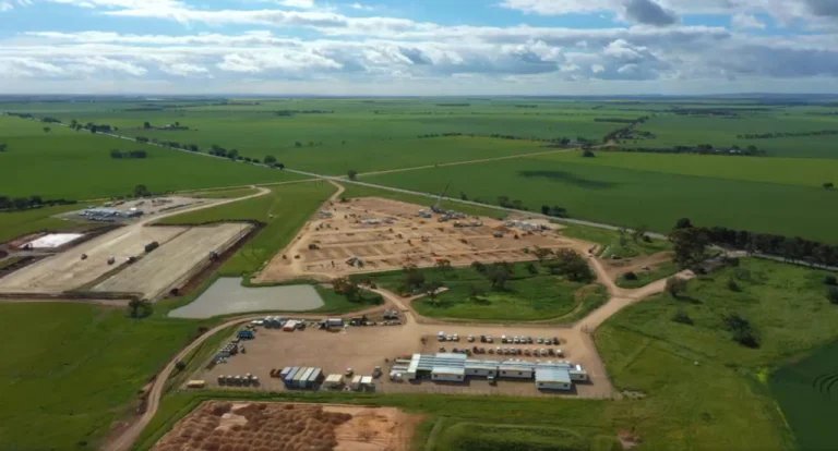 alinta-energy-receives-first-battery-units-for-250mw-reeves-plains-project-in-south-australia