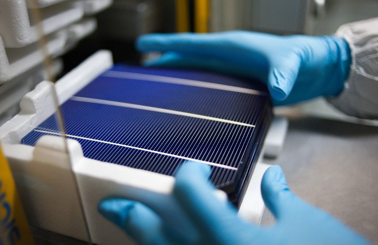 commerce-is-watching-polysilicon-imports-to-stop-stockpiling
