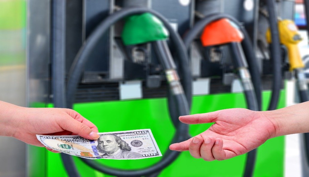 us-slashes-vehicle-fuel-efficiency-target-by-31%