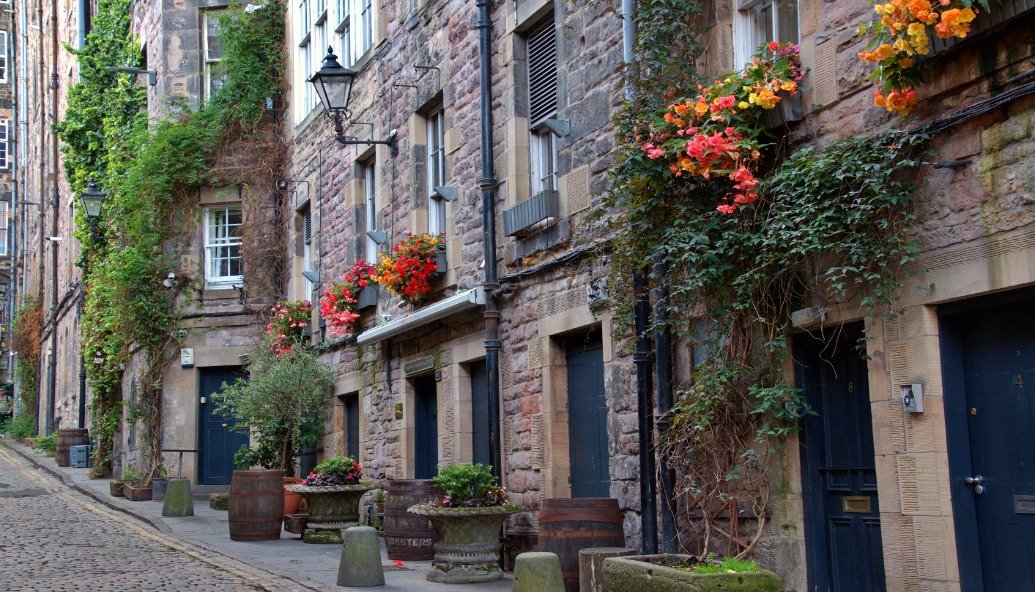 scotland-ramps-up-heat-push-as-50,000-homes-milestone-reached