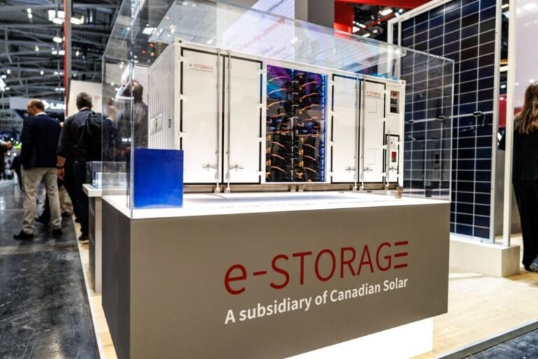 canadian-solar’s-e-storage-to-deliver-200mwh-bess-for-australian-solar-plus-storage-site