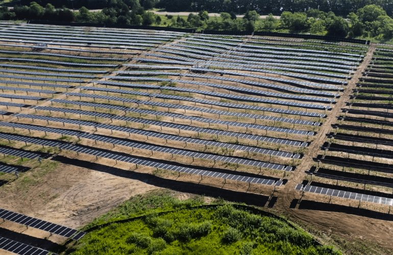 cedar-creek-completes-5-mw-solar-project-near-closed-minnesota-landfill
