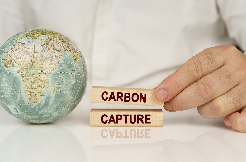 world-first-offshore-co2-hub-installed-in-irish-sea